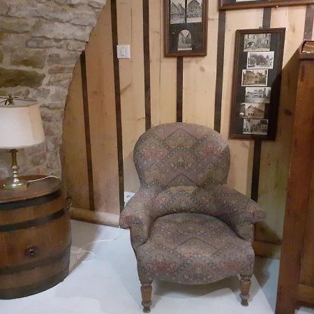 La Petite Sentence de Noyers Extérieur photo