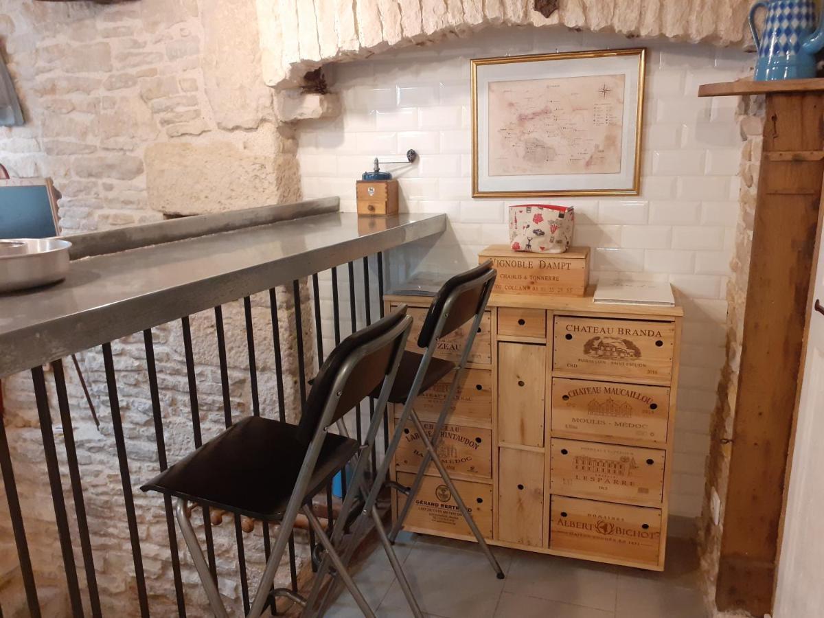 La Petite Sentence de Noyers Extérieur photo